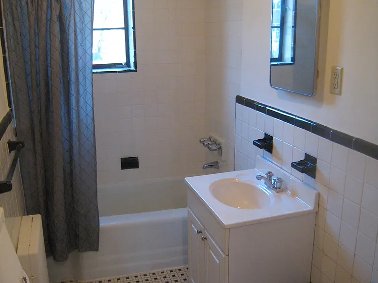 330 Hart Blvd — Photo 4