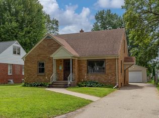 528 28th Ave, Moline, IL 61265