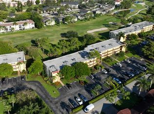 1086 Forest Lakes Dr #9303, Naples, FL 34105