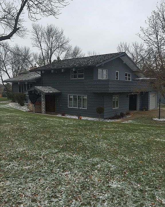 2nd image of 3223 29th St