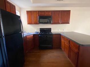 1717 N 17th St #B, Philadelphia, PA 19121