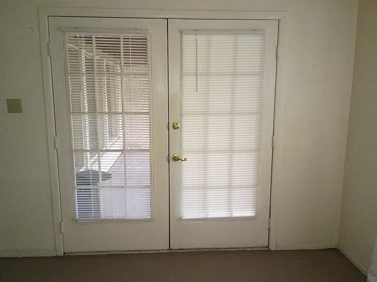 1234 Royal Crown Dr — Photo 10