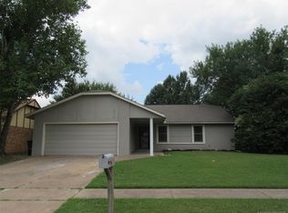 5716 S Elm Ave W, Broken Arrow, OK 74011