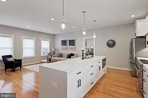 1909 Capitol Ave NE #1 Photo 1