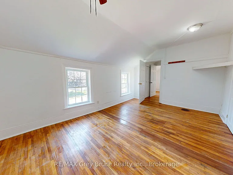 218 Denmark St — Photo 24
