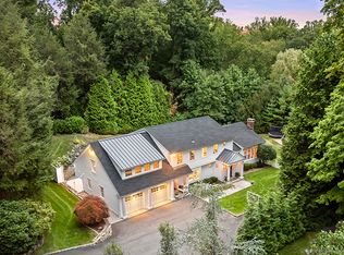 28 Pequot Trl, Westport, CT 06880
