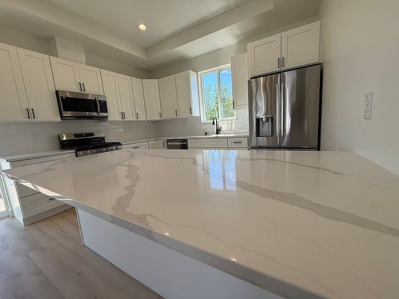 3rd image of 358 W Ashbrook Dr #1