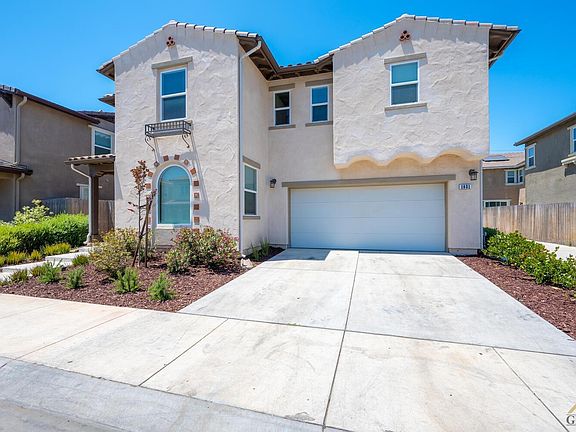 2nd image of 1831 Blue Sage Ln