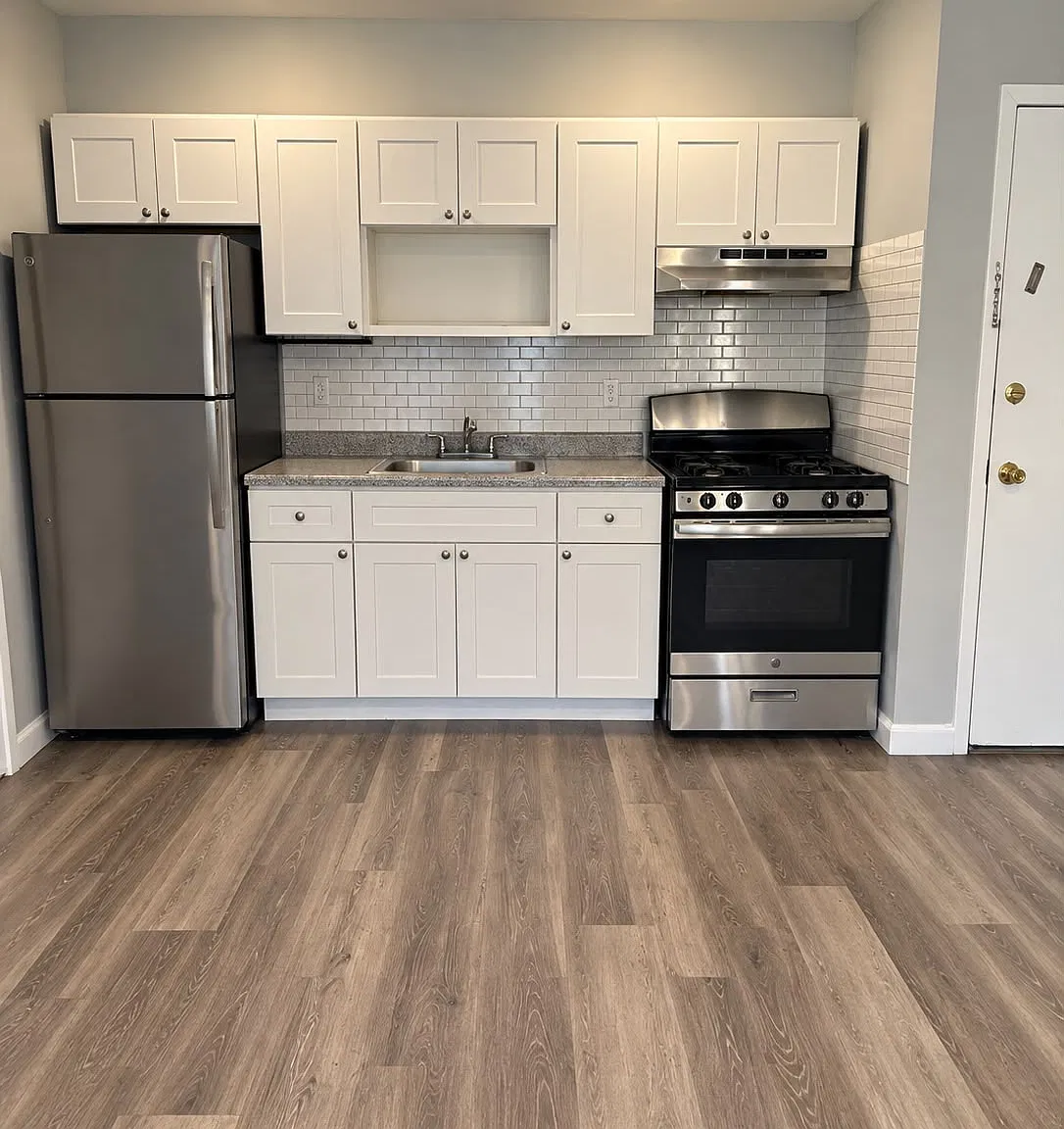 1 bed, $1,718 — Photo 4
