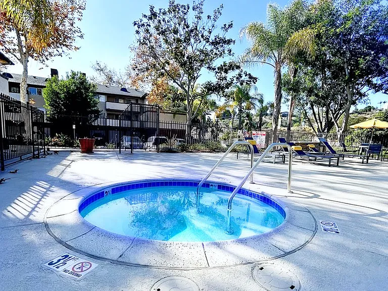 The Ridge Apartments in City Heights — Photo 14