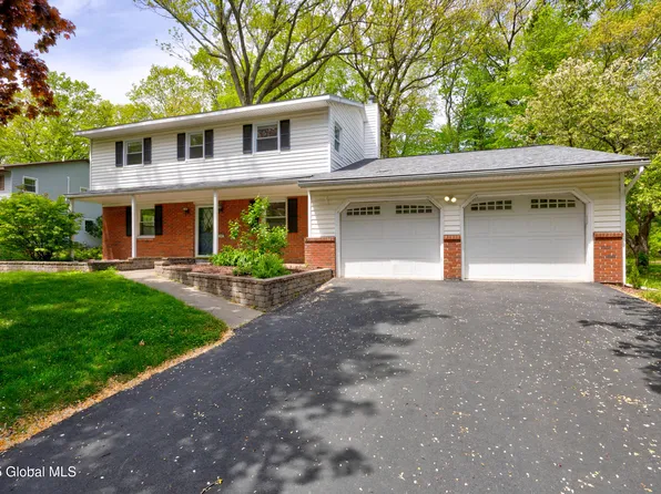 43 Brookline Drive, Clifton Park, NY 12065