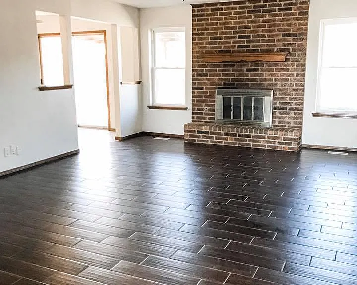 925 Saint James Ct #1 — Photo 2