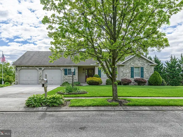 125 Hillside Dr, East Berlin, PA 17316