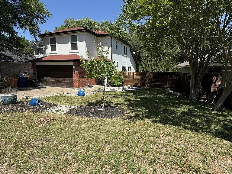13032 Staton Dr — Photo 2