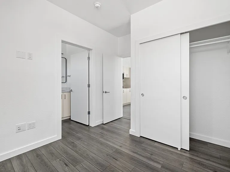 422-426.5 San Pascual Ave #&-6700-6712 — Photo 8
