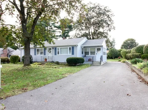 110 Dewitt St, Springfield, MA 01129