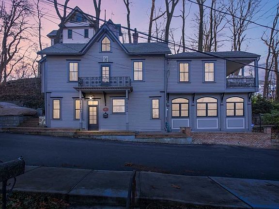 3rd image of 41 E Park Way