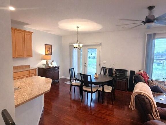 4th image of 14137 Cedar Run Rd