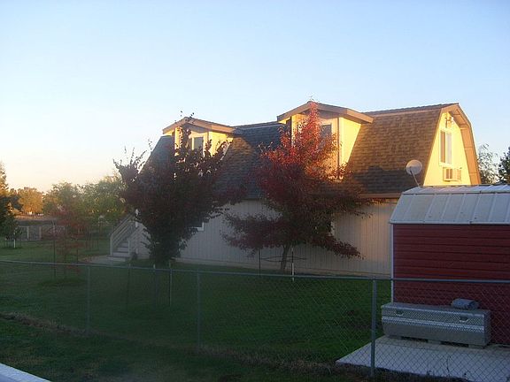 Barn & Shed
