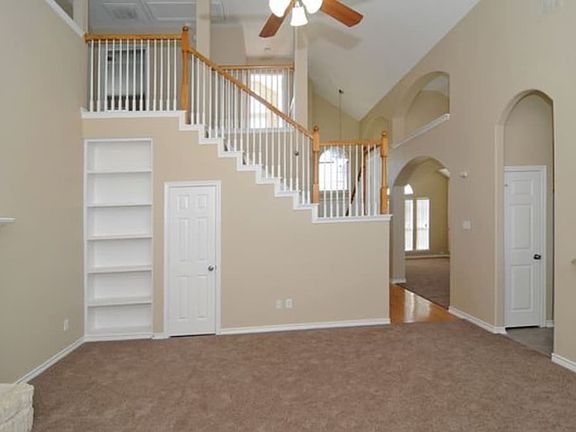 5th image of 3008 Flintridge Dr