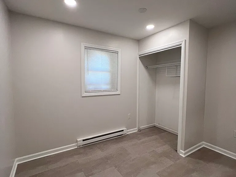 1063 Hilldale Rd — Photo 3