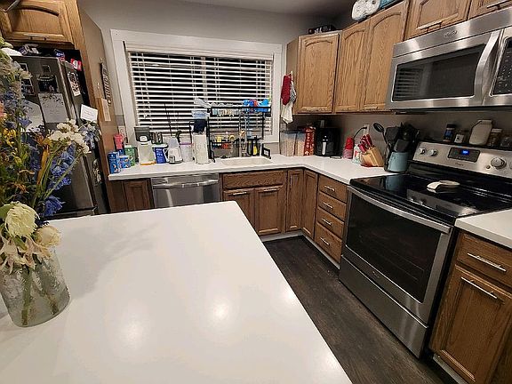 5th image of 708 Donohoe Rd
