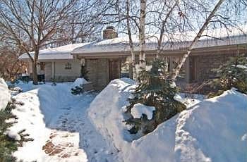 1st image of 76 Woodridge Ln