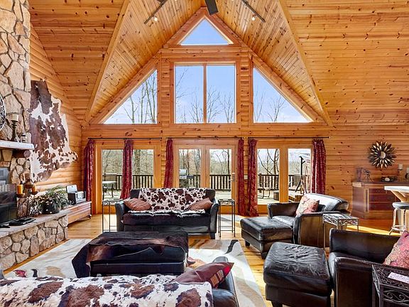 4th image of 1013 Township Road 2946