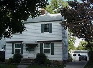 3891 Silsby Rd, Cleveland, OH 44111