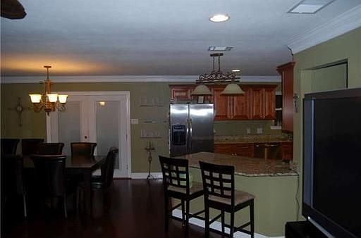 4th image of 111 Pecanwood Dr