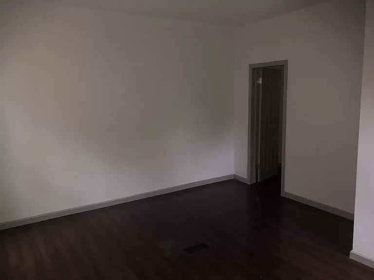 242 Ashland Ave #1 — Photo 7