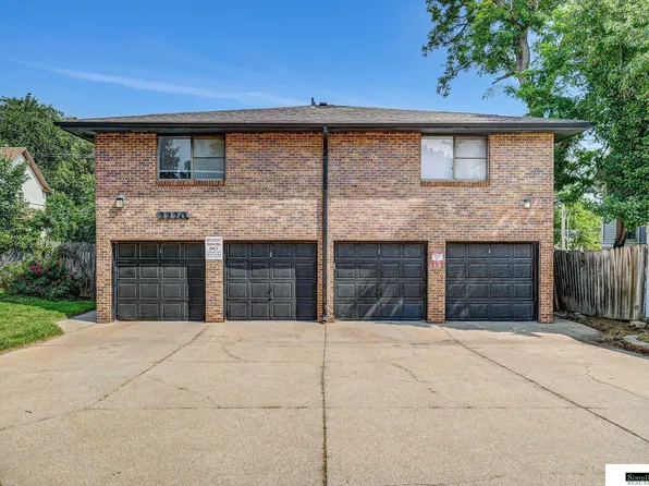 2220 C St, Lincoln, NE 68502