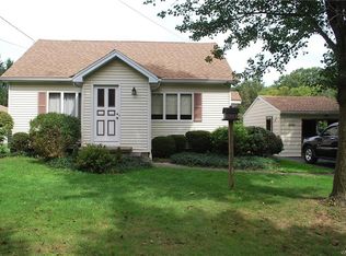 11108 Porterville Rd, East Aurora, NY 14052