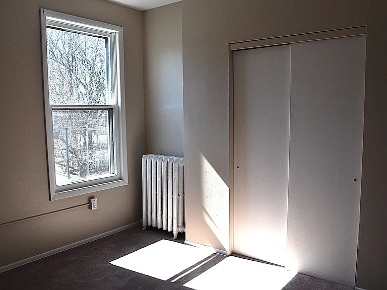 44 N Pine Ave #2F — Photo 11