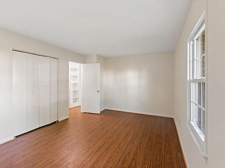 14451 Cool Oak Ln — Photo 10