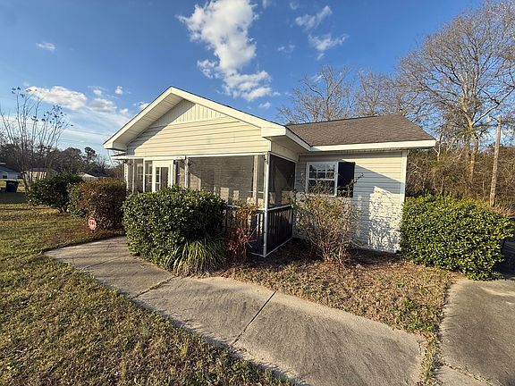 5th image of 60 Habitat Ct