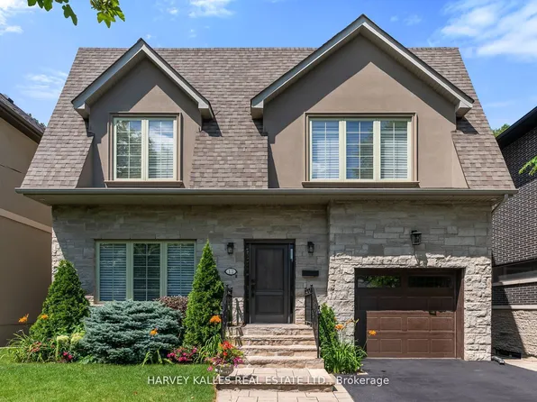 12 Reid Mnr, Toronto, ON M8Y 2H7