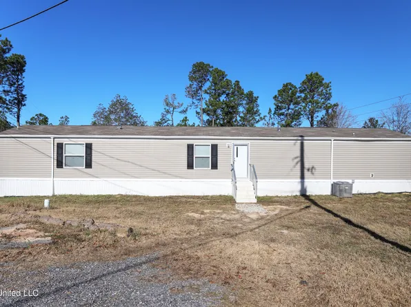 18231 Leslis Ln, Saucier, MS 39574