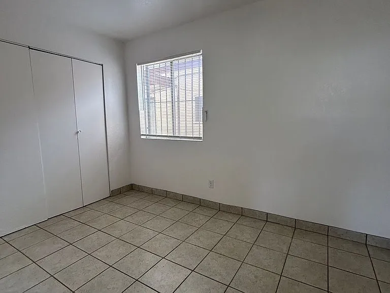 2763 N Edith Blvd — Photo 15