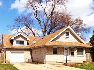 5758 W 82nd Pl, Burbank, IL