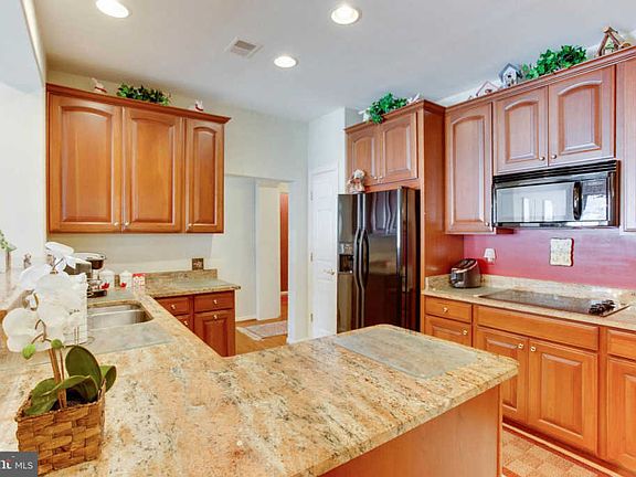 2nd image of 2606 Chapel Lake Dr APT 401