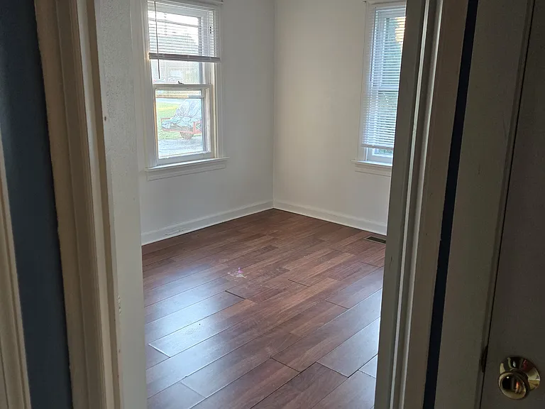 1875 Poplar Rd — Photo 23