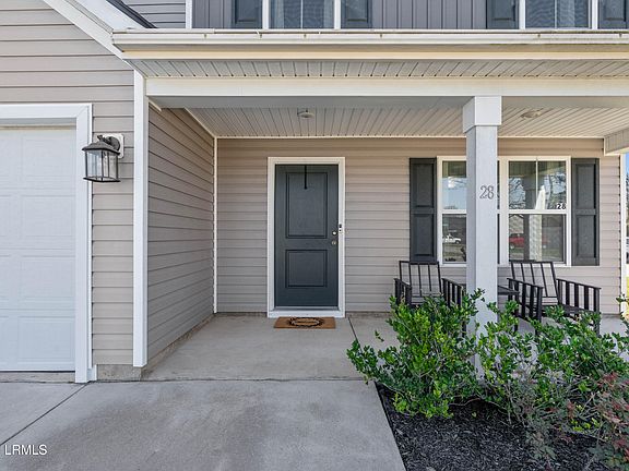 4th image of 28 Red Pine Rd