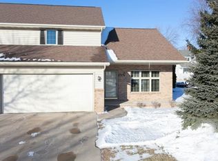 1712 E Orchard Blossom Dr, Appleton, WI 54915