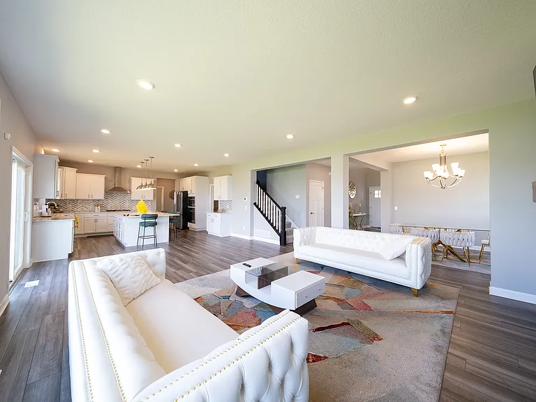 6644 Coach House Ln — Photo 3