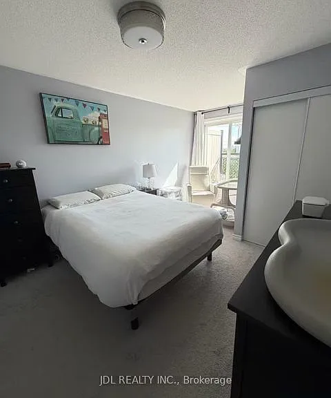 10 Carnation Ave #7 — Photo 9