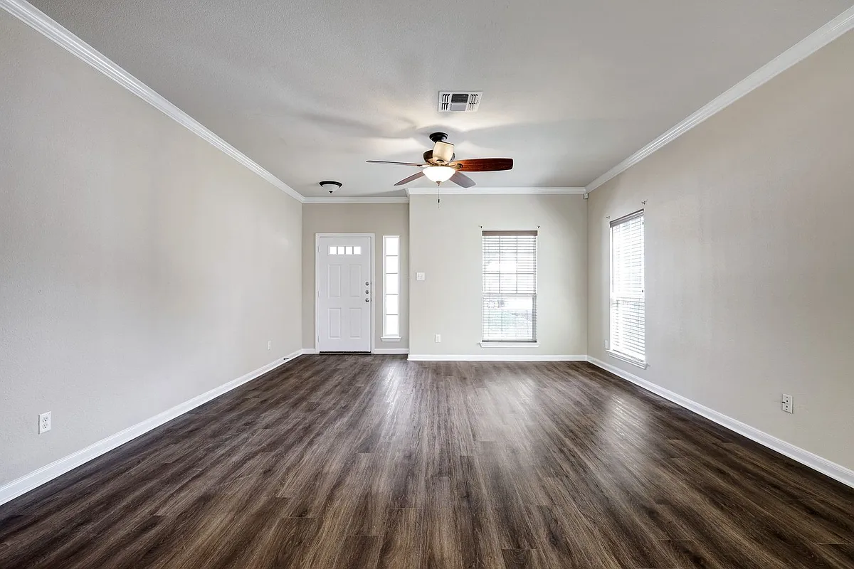 Building Photo - 622 Horn Run