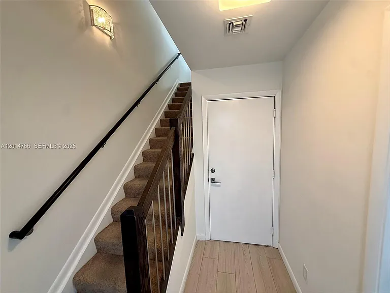 119 NE 6th St #119 — Photo 4
