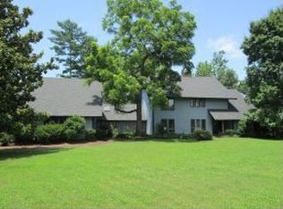 5 Rambling Cir, Johnson City, TN 37604