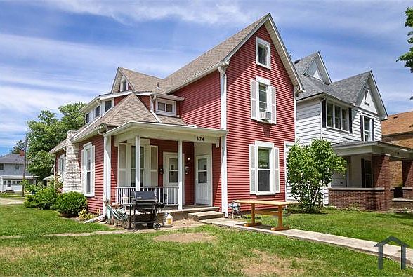1st image of 824 W Ashland Ave #824